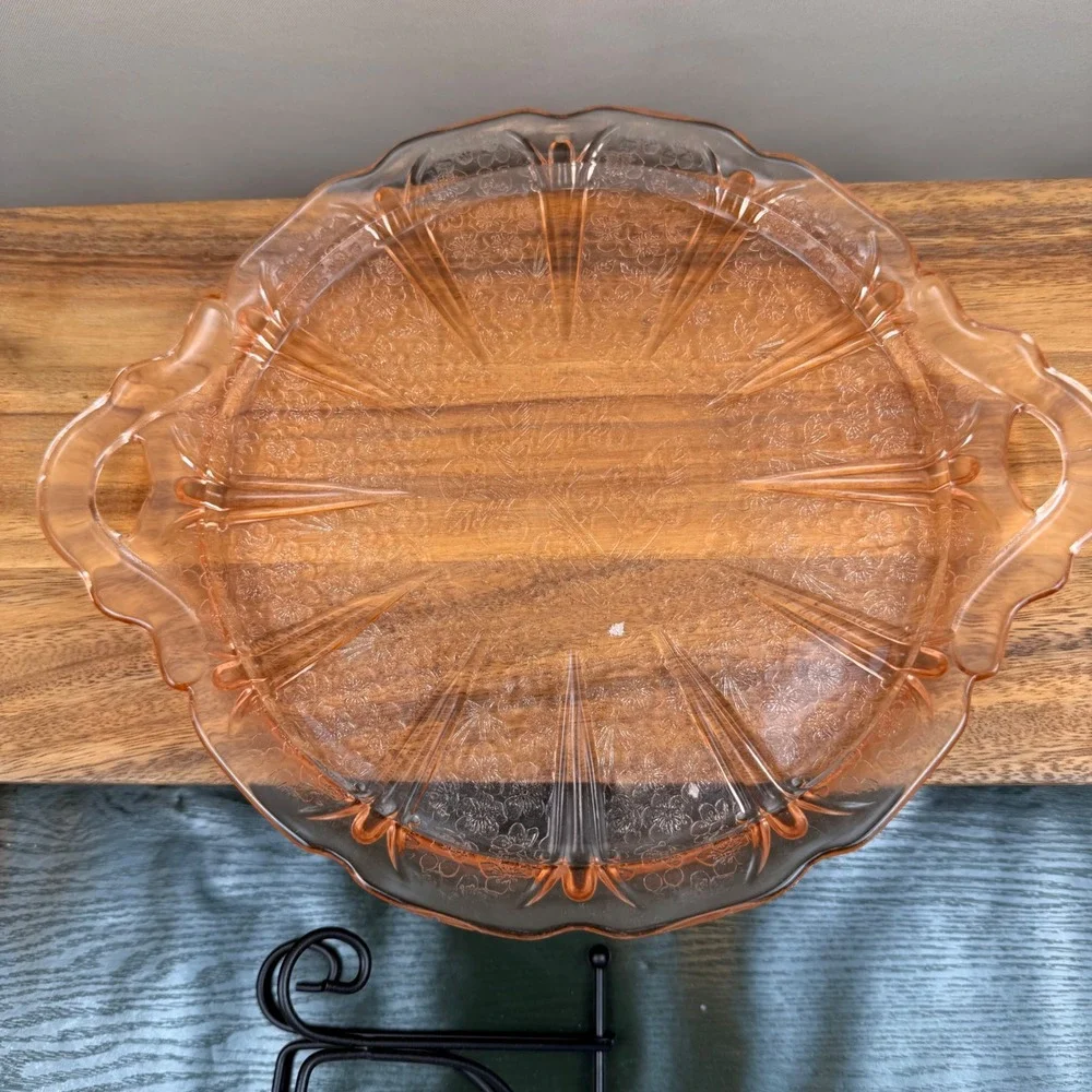 Jeanette Glass vintage pink